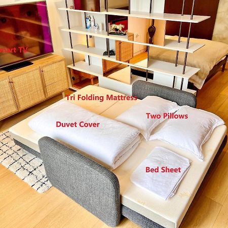 Deluxe Entire Studio Next To London Eye & Trafalgar Square Aparthotel Bagian luar foto