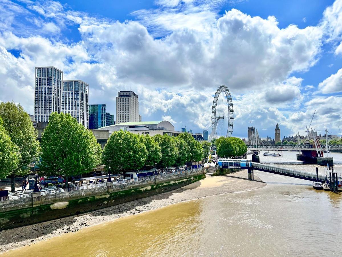 Deluxe Entire Studio Next To London Eye & Trafalgar Square Aparthotel Bagian luar foto