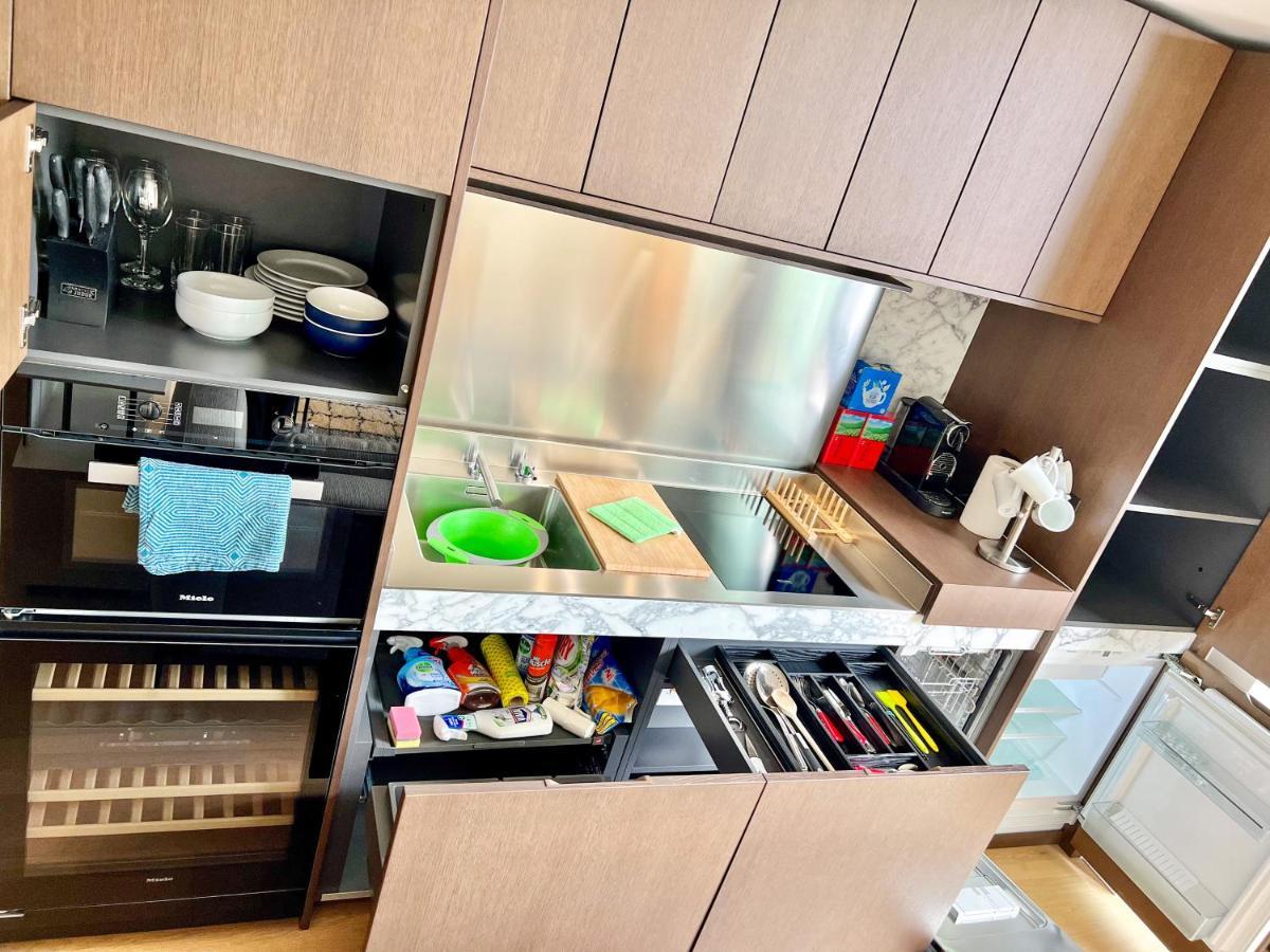 Deluxe Entire Studio Next To London Eye & Trafalgar Square Aparthotel Bagian luar foto
